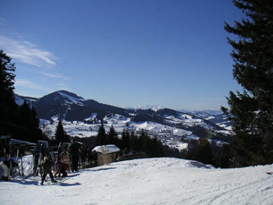 Die meisten von uns verbrachten den Samstag im Skigebiet.